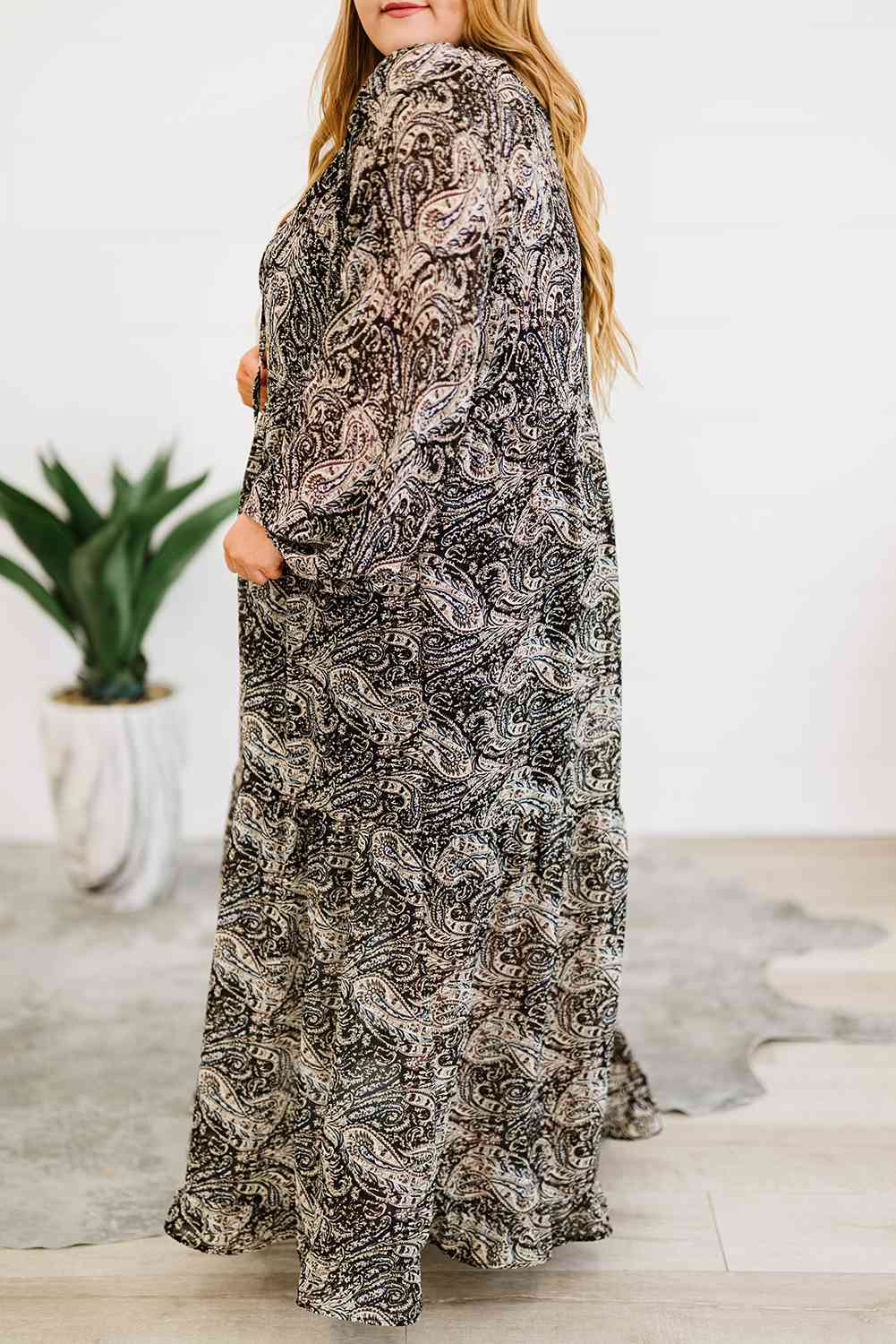 Plus Size Paisley Print Balloon Sleeve Maxi Dress