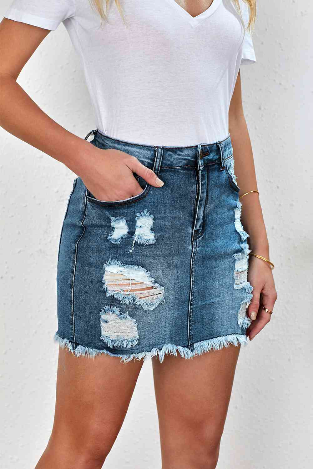 Distressed Raw Hem Denim Mini Skirt