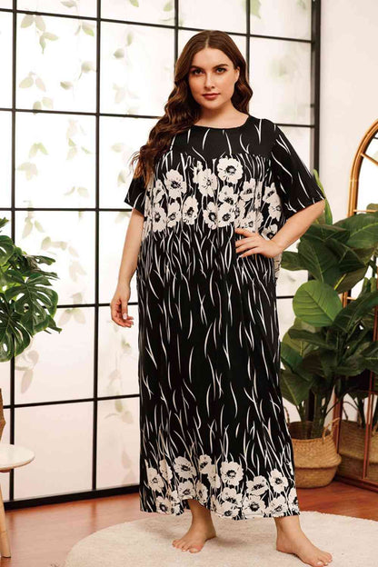 Plus Size Floral Round Neck Half Sleeve Maxi Dress