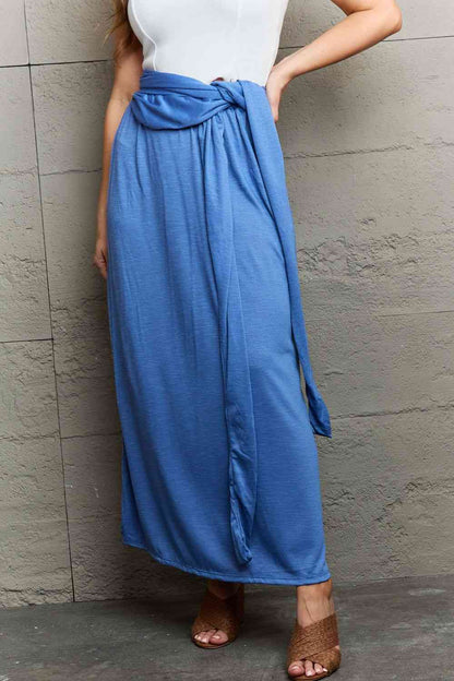 Criss Cross Halter Neck Maxi Dress