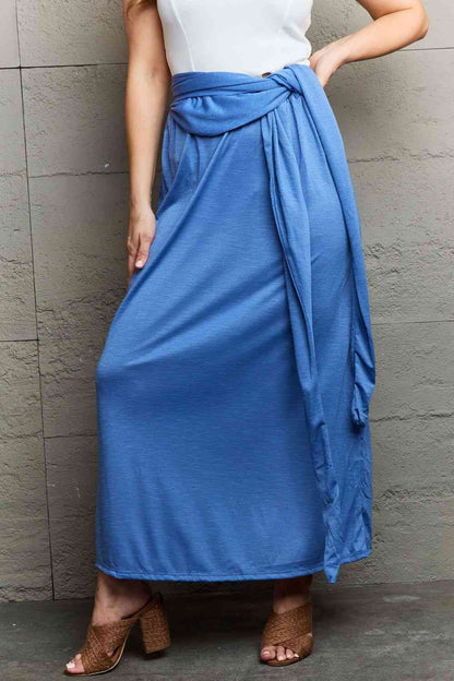 Criss Cross Halter Neck Maxi Dress